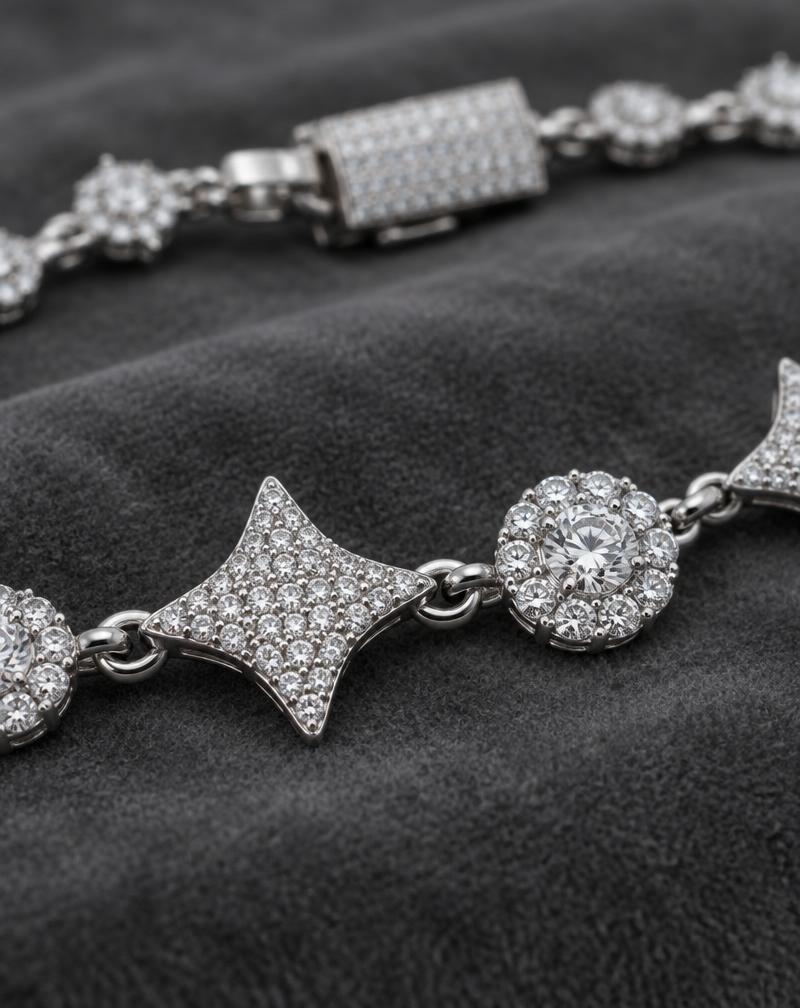 VVS Star Necklace thumbnail 2